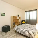The Rent - Maciachini Two Bedroom *
