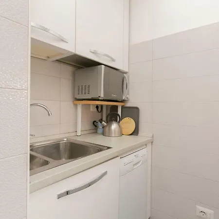 The Rent - Maciachini Two Bedroom 밀라노